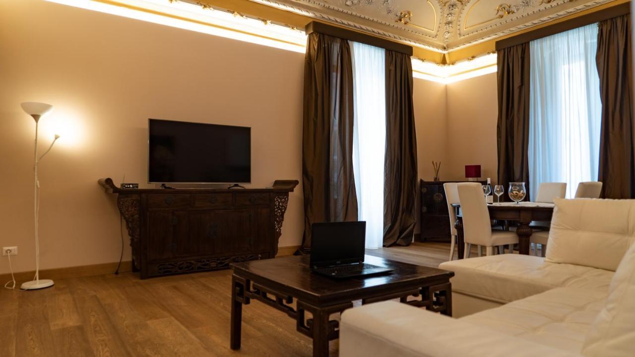 Duca Di Sarro Le Suites 卡塔尼亚 外观 照片